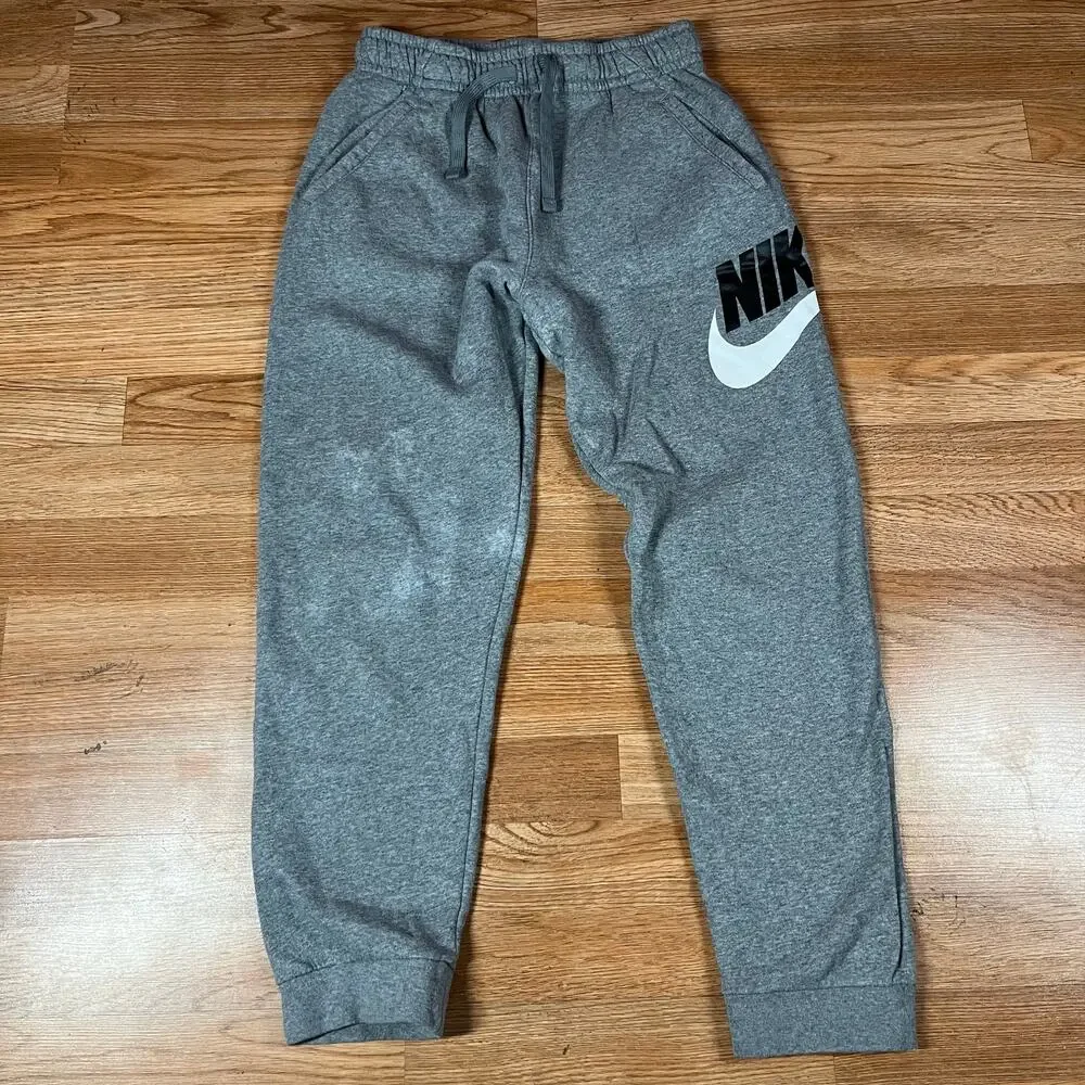 Nike Youth Boys L Large‎ Gray Club Fleece Joggers Pants CJ7863-091 Preowned